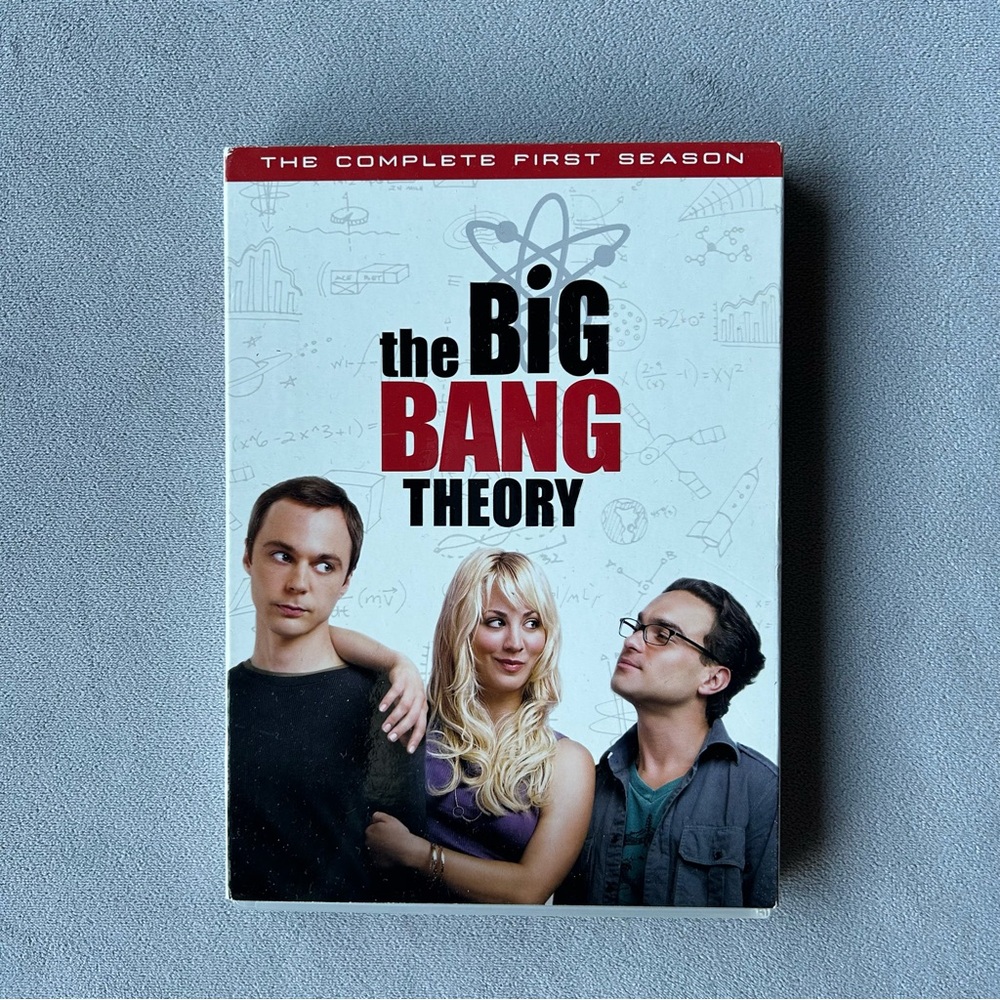 The Big Bang Theory ~ The Complete First Season ~ DVD Set
